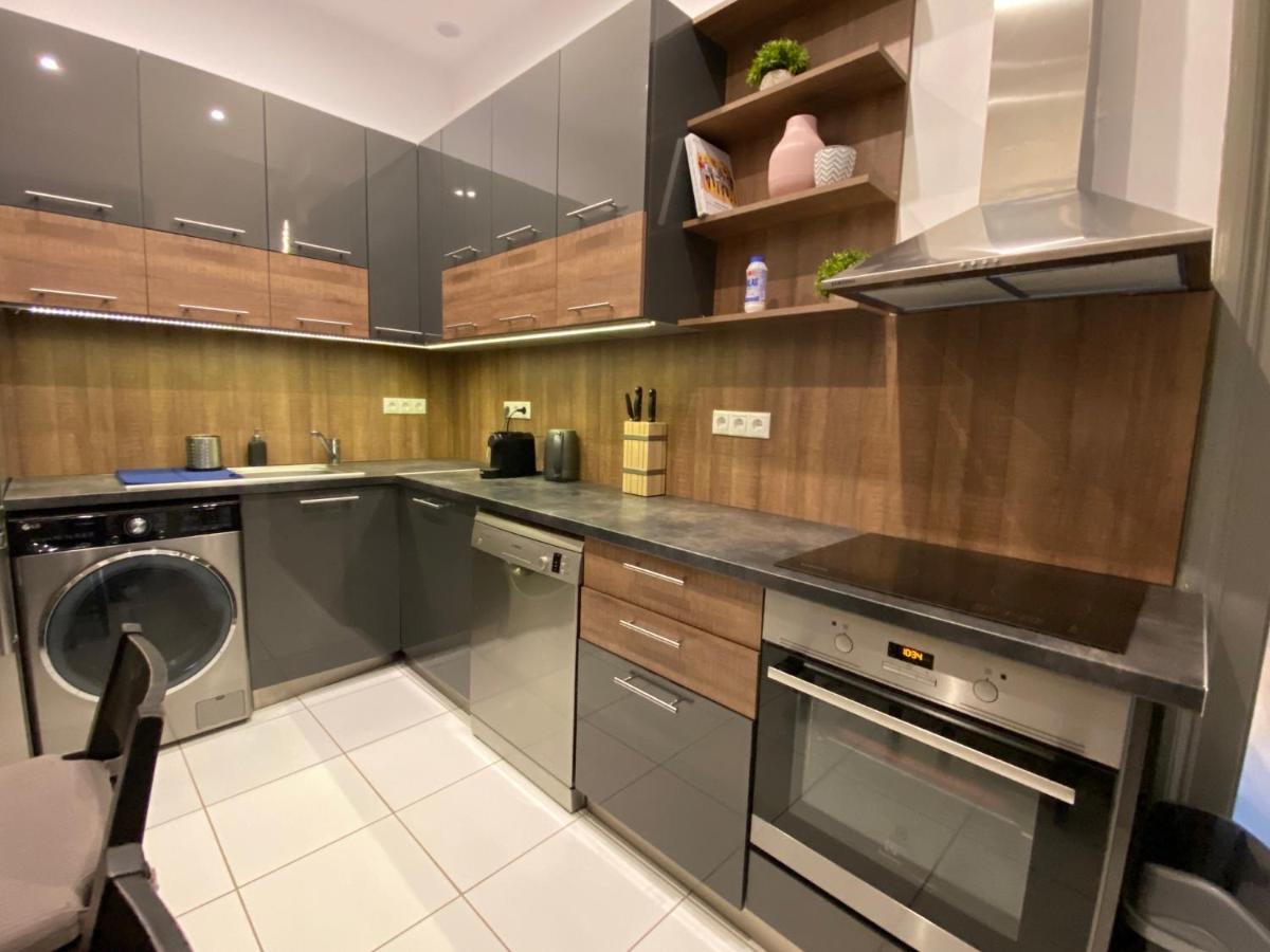 Hunyady Gallery Apartment Budapest Eksteriør billede