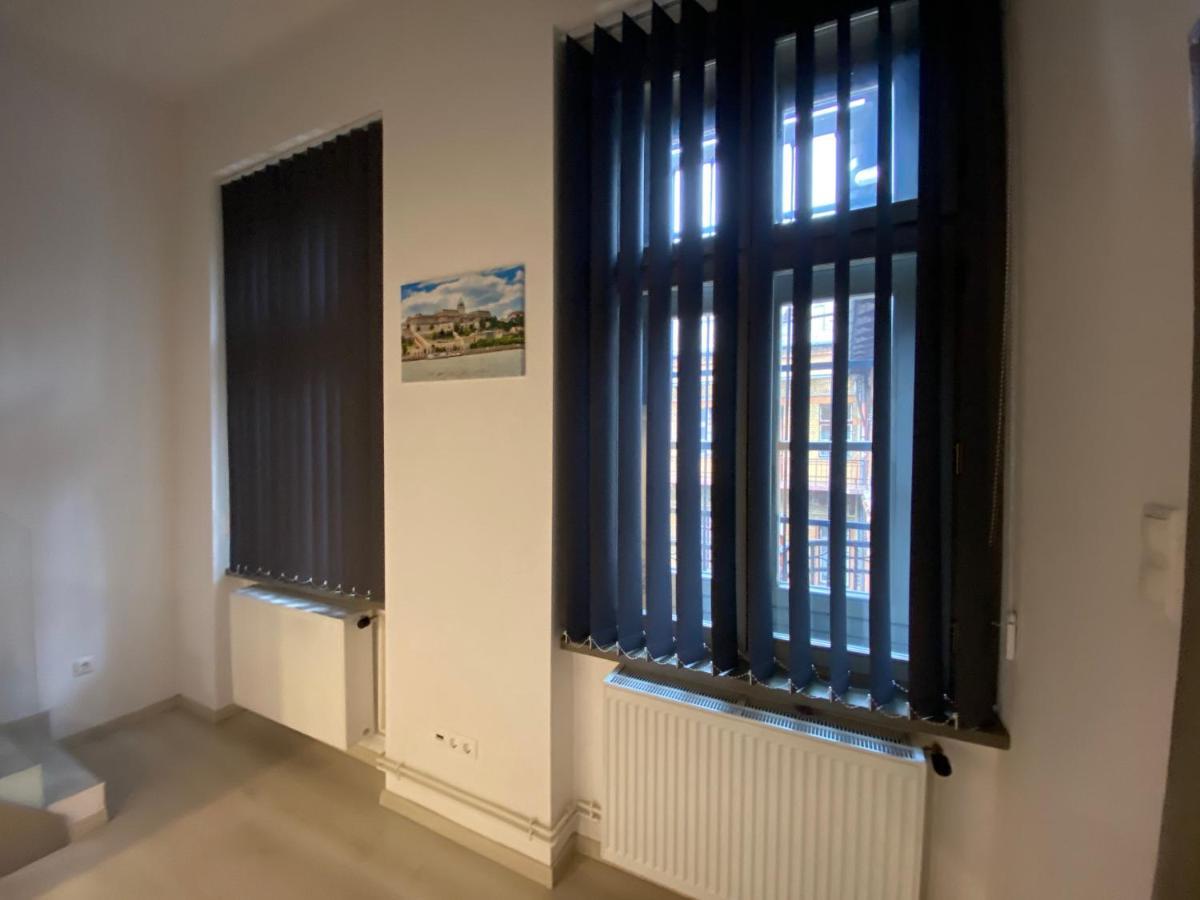 Hunyady Gallery Apartment Budapest Eksteriør billede