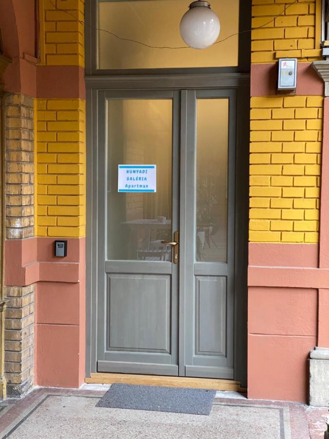 Hunyady Gallery Apartment Budapest Eksteriør billede